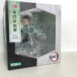 Demon Slayer Kimetsu No Yaiba Kotobukiya ARTFX Tanjiro Kamado Figure